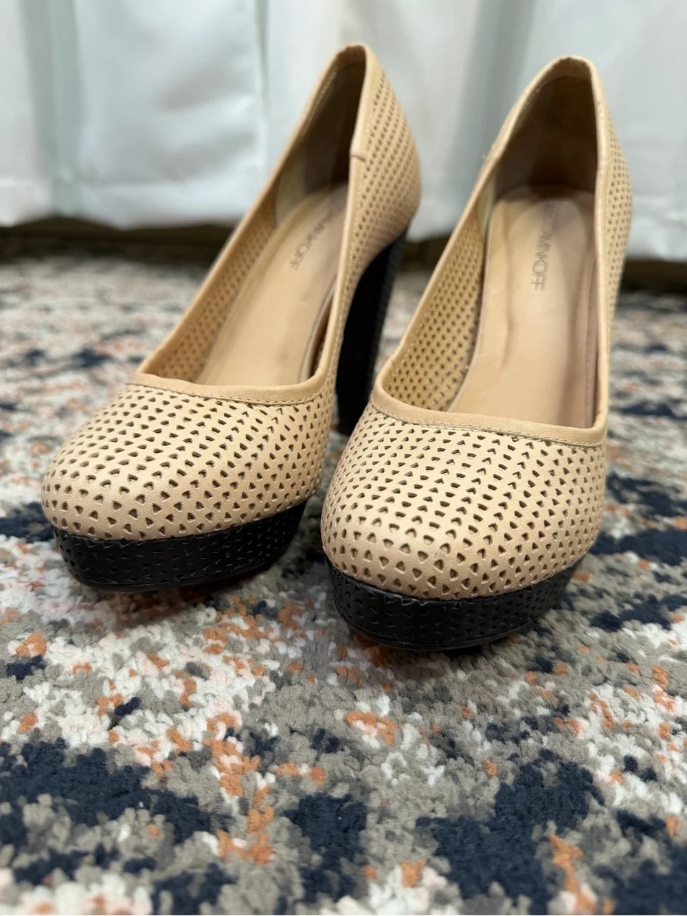 Rebecca Minkoff Perforated Leather Platform Pumps Nude Black Heels Size 6